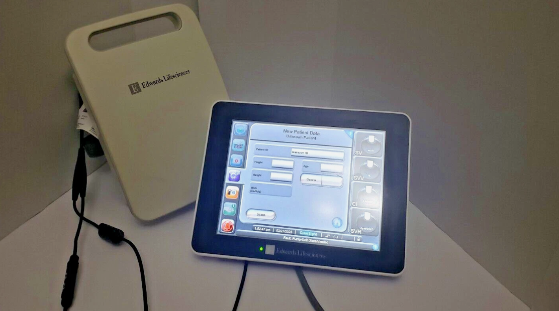 EDWARDS LIFESCIENCES EV1000M MONITOR AND EVPMP UNIT