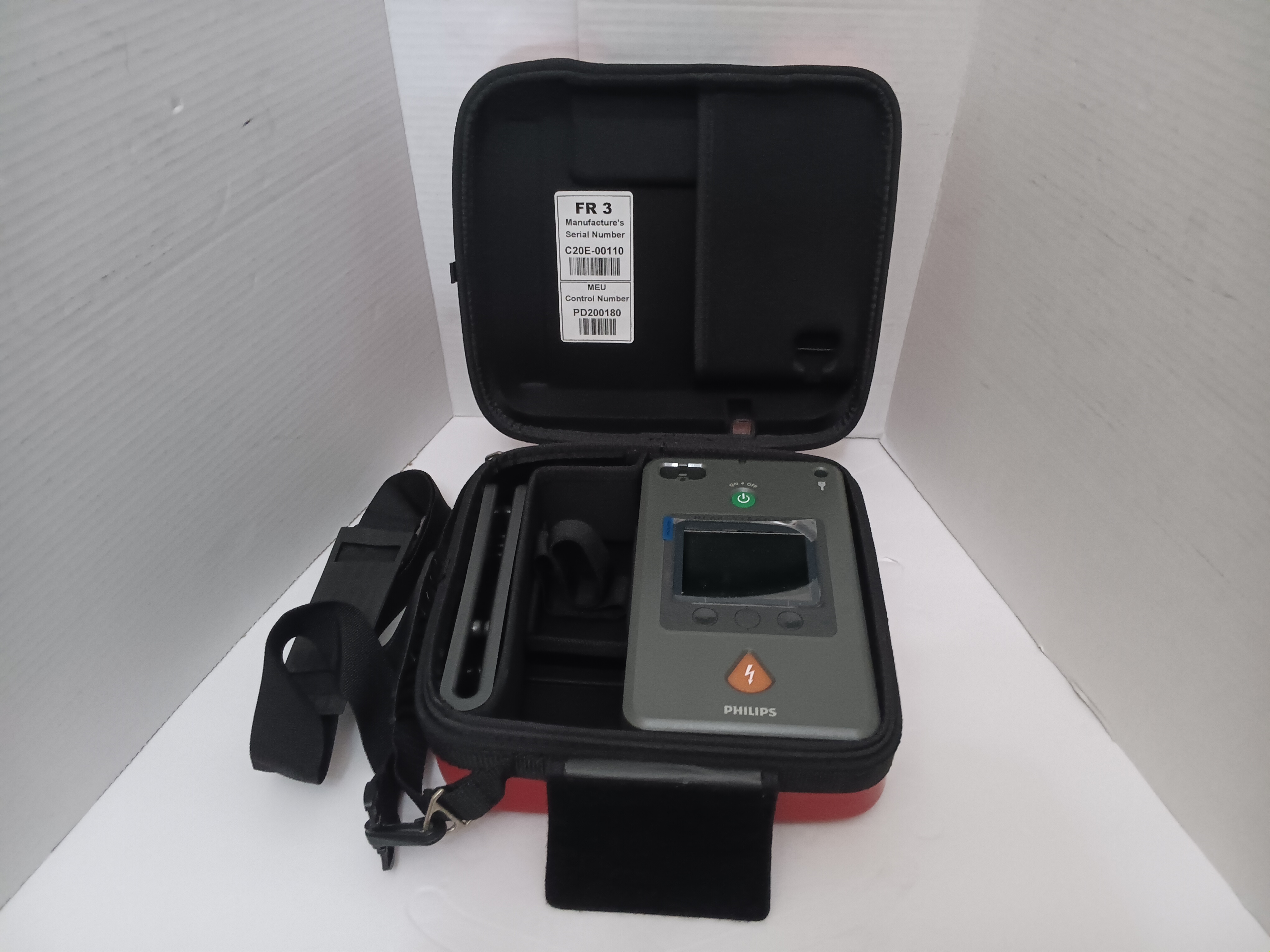 Philips Heartstart FR3 with Case, no Battery or Pads