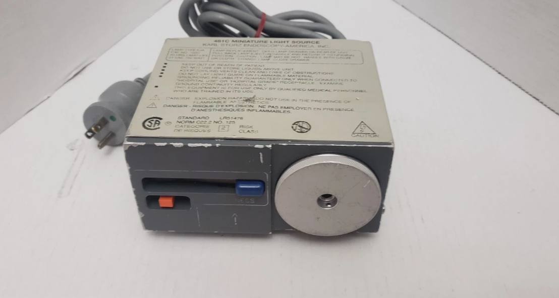 Karl Storz 481C Miniature Light Source unit D