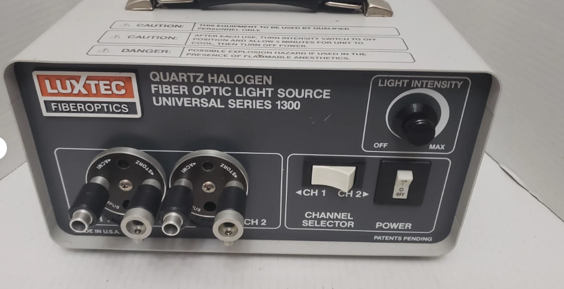 Luxtec 1300 Quartz Halogen Fiber Optic Light