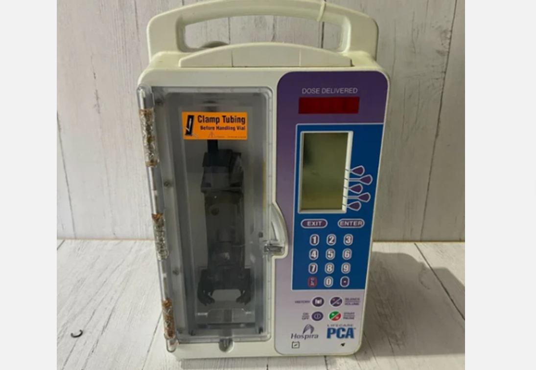 Hospira Lifecare PCA Pump with Patient call Button and Power Cord