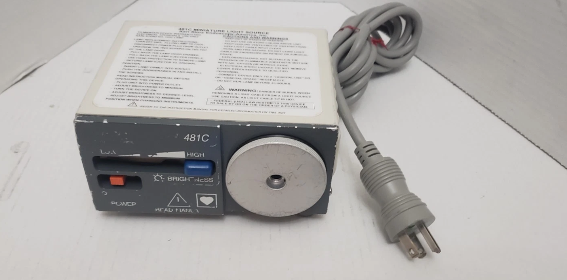 Karl Storz 481C Miniature Light Source unit E