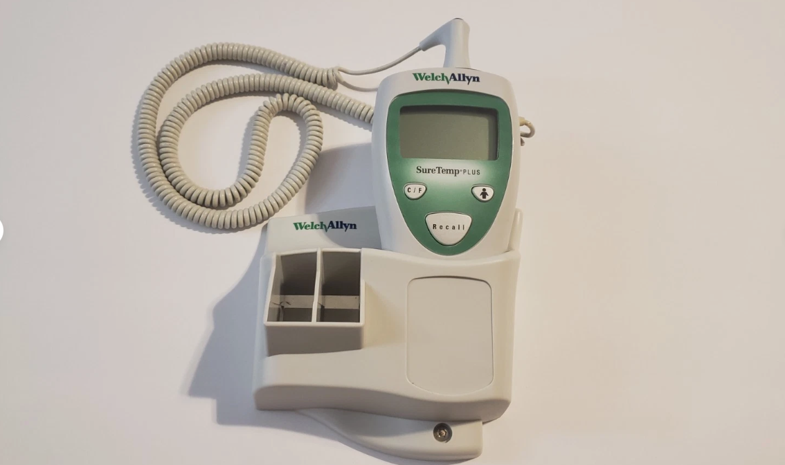 WELCH ALLYN SURETEMP 690 ELECTRONIC THERMOMETER WITH WALL MOUNT RECTAL PROBE