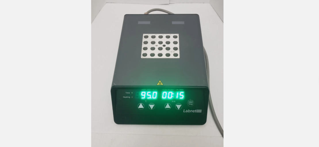 Labnet D1301 Dry Bath Single Block with Block and Power Cord