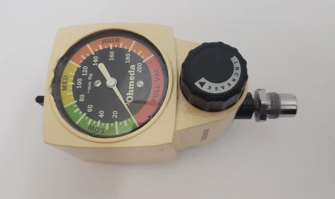 Ohmeda 200 Intermittent Suction Vacuum Regulator Broken Plastic