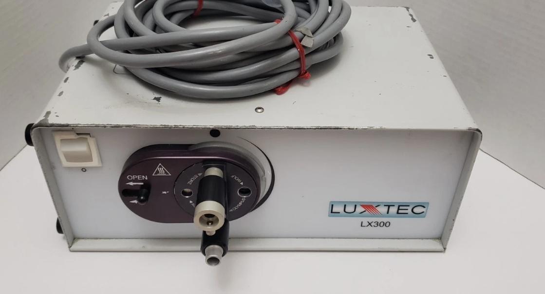 Luxtec LX300 Xenon Fiber Optic Light Source Unit F