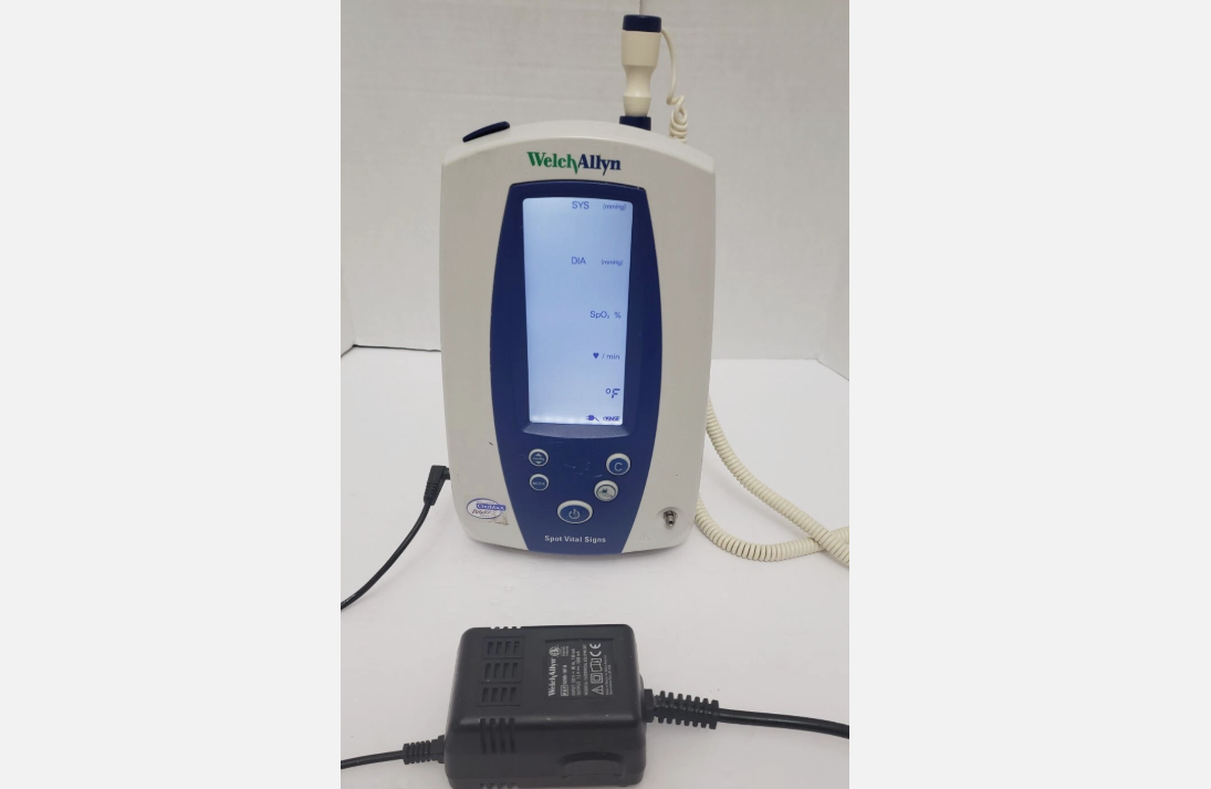 Welch Allyn Spot Vital Signs Monitor with Power Supply and Thermometer UNIT Z