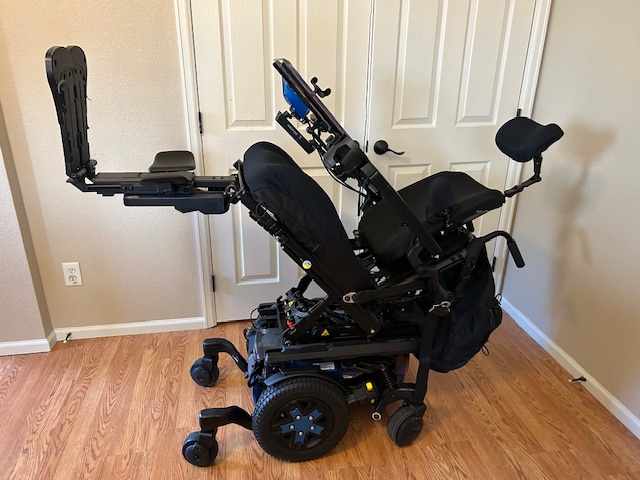 Quantum Power Wheelchair Edge 3