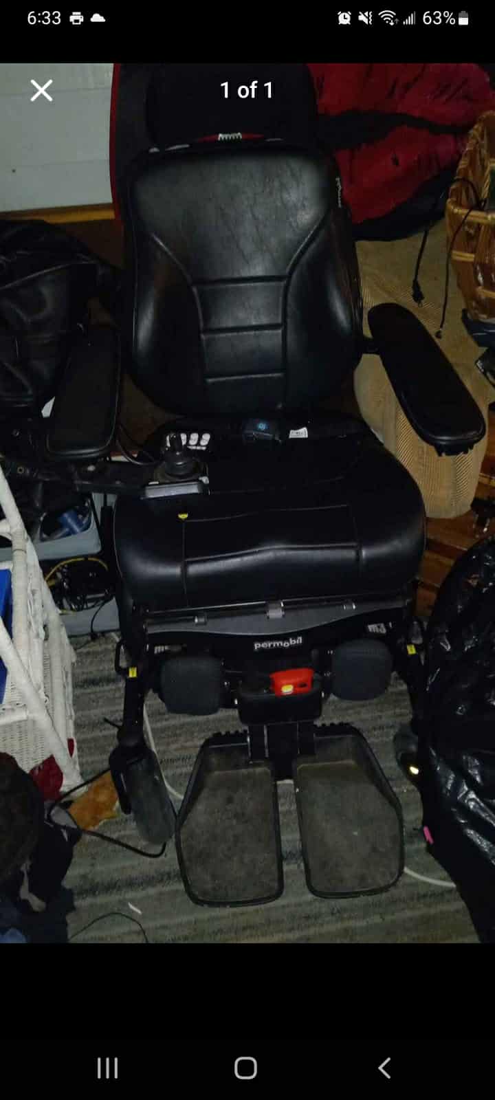 Large power chair