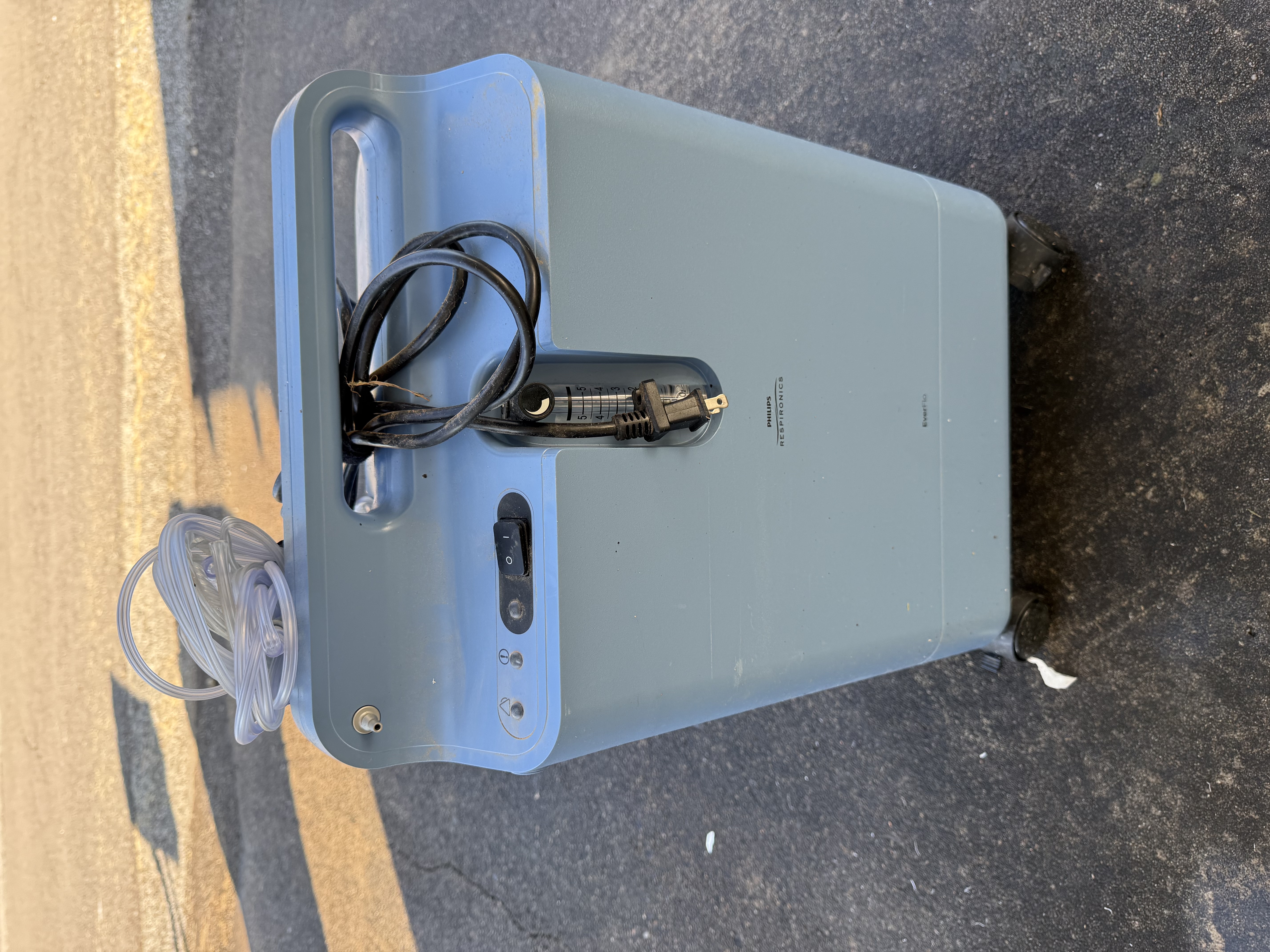 Philips Respironics EverFlo Oxygen Concentrator