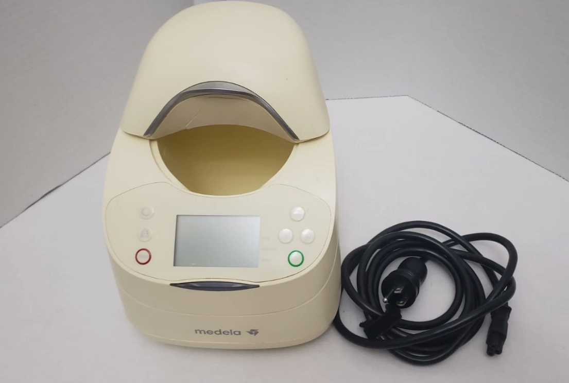 Medela Digital Waterless Milk warmer 87115 with power cord Defroster Unit T