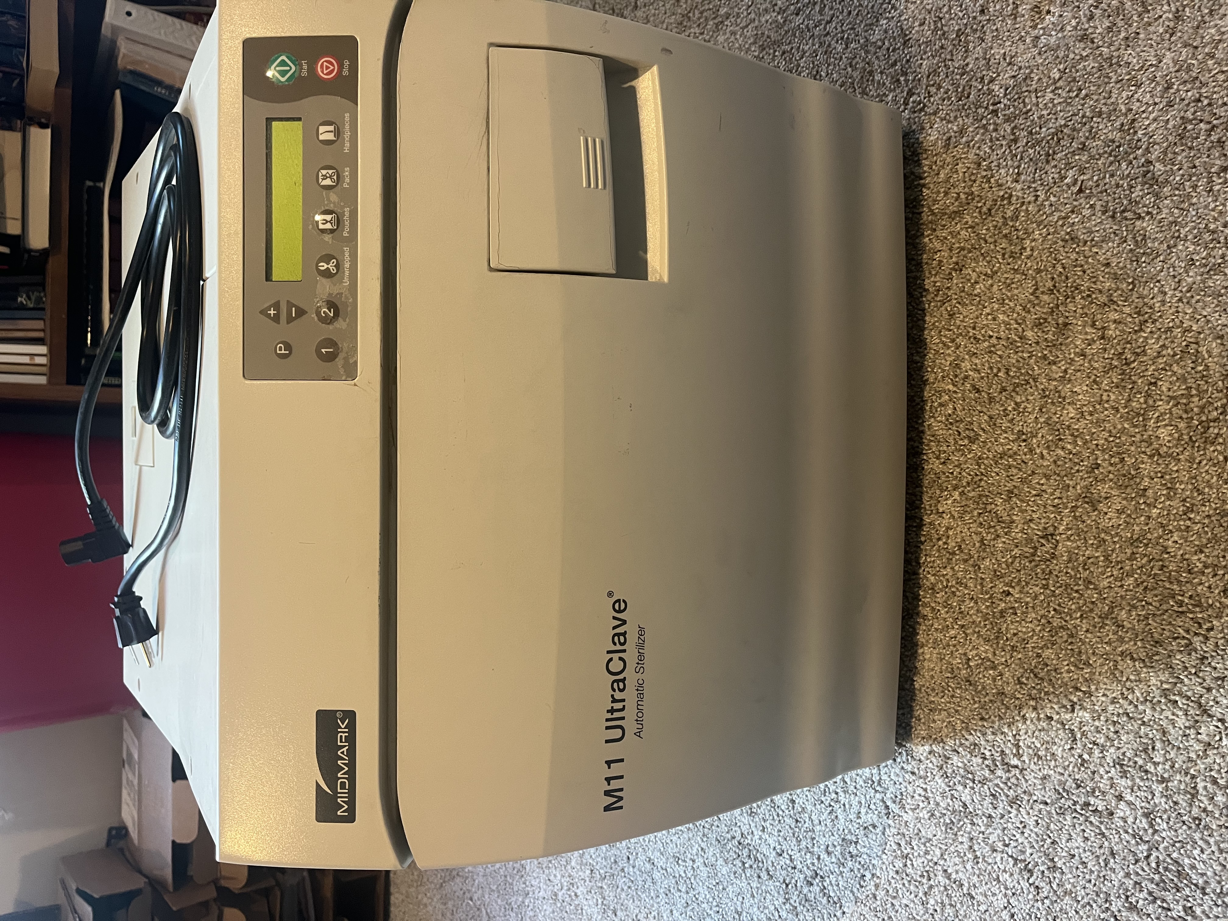Midmark UltraClave M11