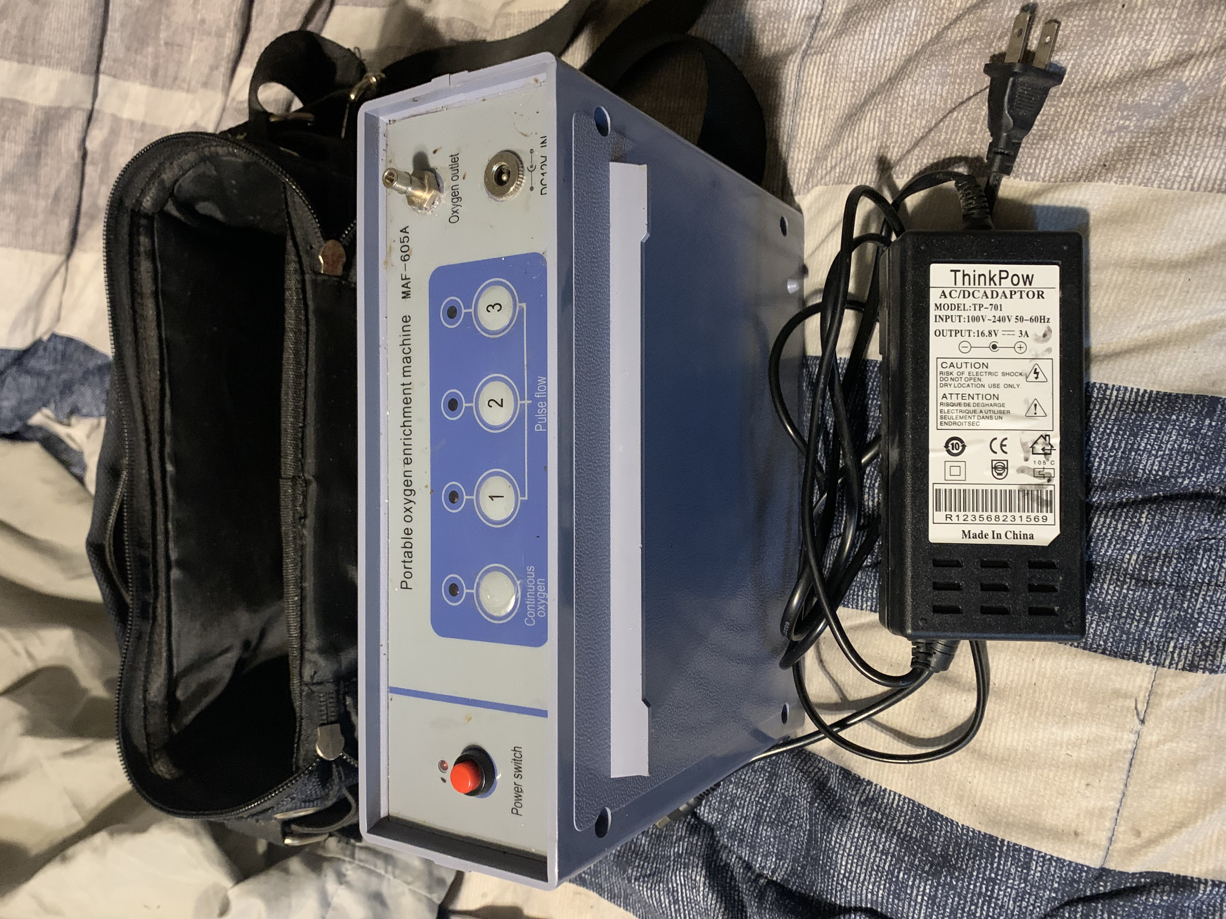 Portable oxygen enrichment machine