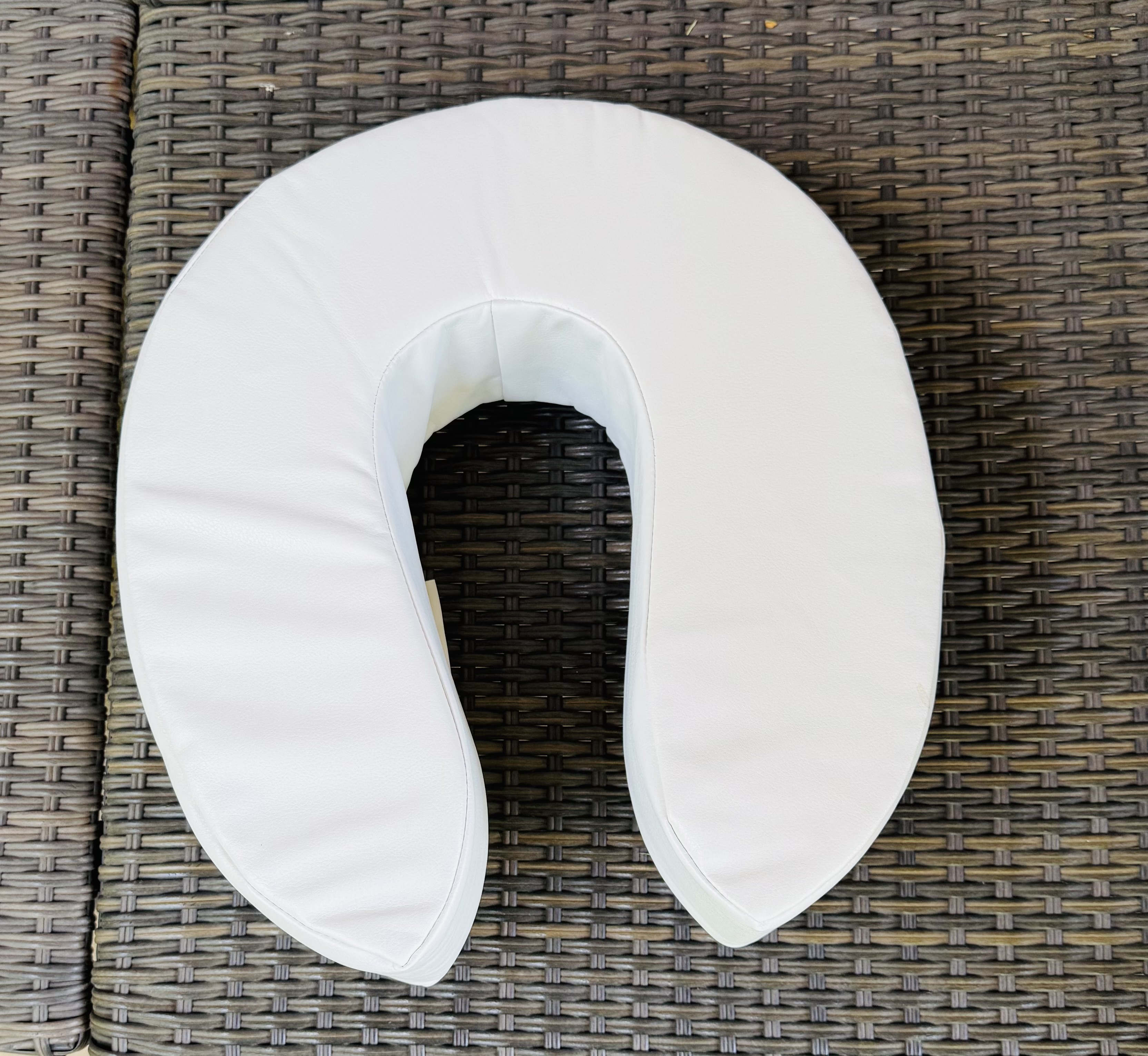 White toilet seat, riser