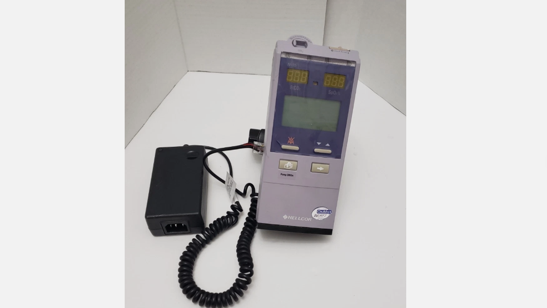 Nellcor N-85 Patient Monitor with Power Supply and Pole Clamp