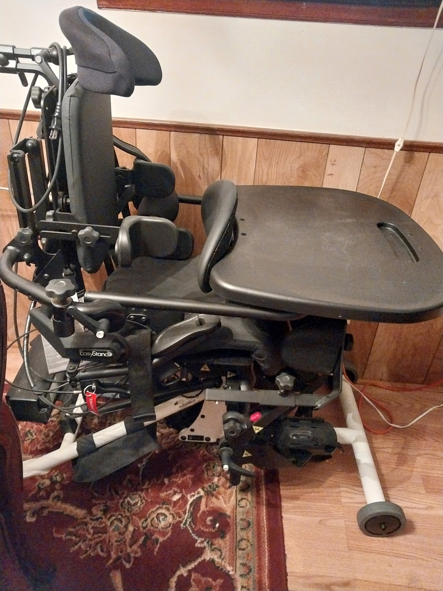 Easy sit to stand stander