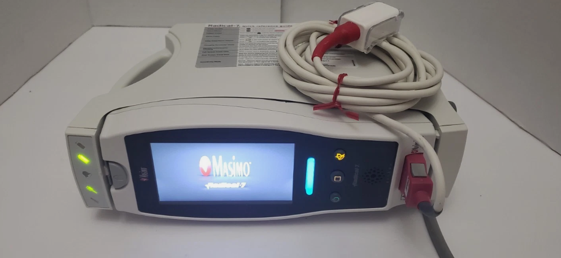 Masimo Radical 7 Pulse Oximeter with Docking Station and SPo2 Adapter