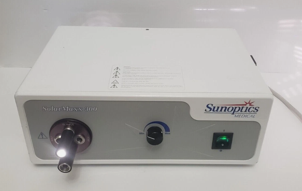 Sunoptics SolarMaxx 300 Light Source Xenon Illuminator